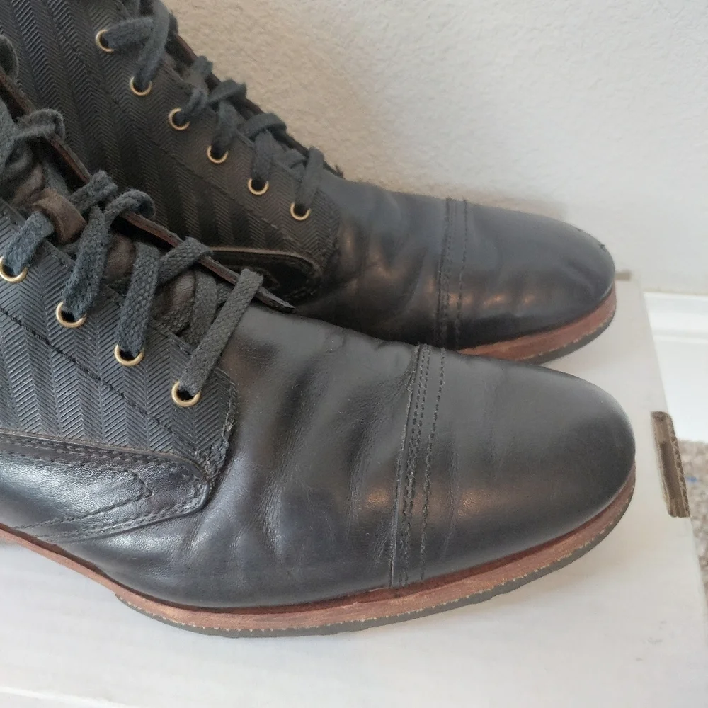 Timberland Boot Company Bardstown Cap‎ Toe Boots Size 9